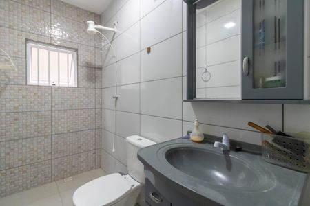 Casa para alugar com 80m², 2 quartos e sem vagaBanheiro Social