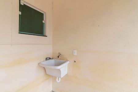 Casa para alugar com 80m², 2 quartos e sem vagaÁrea de Serviço