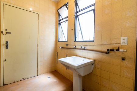 Apartamento para alugar com 100m², 3 quartos e 2 vagas Apartamento para alugar com 100m², 3 quartos e 2 vagasÁrea de Serviço