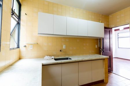 Apartamento para alugar com 100m², 3 quartos e 2 vagas Apartamento para alugar com 100m², 3 quartos e 2 vagasCozinha