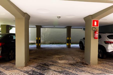 Apartamento para alugar com 100m², 3 quartos e 2 vagas Apartamento para alugar com 100m², 3 quartos e 2 vagasGaragem