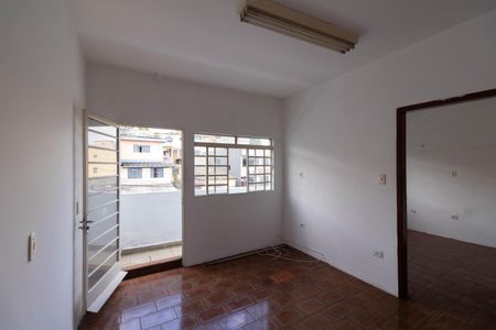 Casa para alugar com 100m², 3 quartos e sem vaga Casa para alugar com 100m², 3 quartos e sem vagaQuarto 1