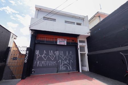 Casa para alugar com 100m², 3 quartos e sem vaga Casa para alugar com 100m², 3 quartos e sem vagaFachada