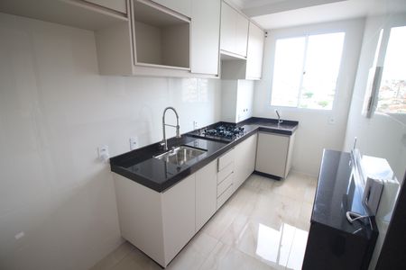 Apartamento à venda com 55m², 2 quartos e 1 vagaCozinha e Área de Serviço