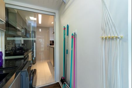 Apartamento à venda com 83m², 3 quartos e 2 vagas Apartamento à venda com 83m², 3 quartos e 2 vagasÁrea de Serviço