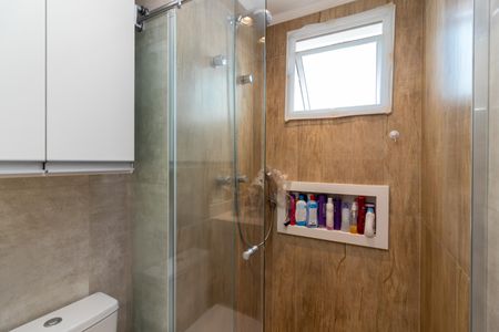 Apartamento à venda com 83m², 3 quartos e 2 vagas Apartamento à venda com 83m², 3 quartos e 2 vagasBanheiro da Suíte