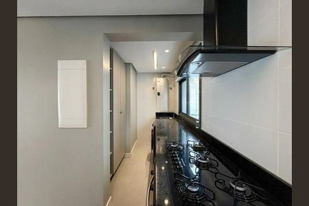 Cozinha  de apartamento para alugar com 3 quartos, 87m² em Rio Branco, Porto Alegre