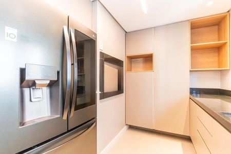 Cozinha  de apartamento para alugar com 3 quartos, 105m² em Rio Branco, Porto Alegre