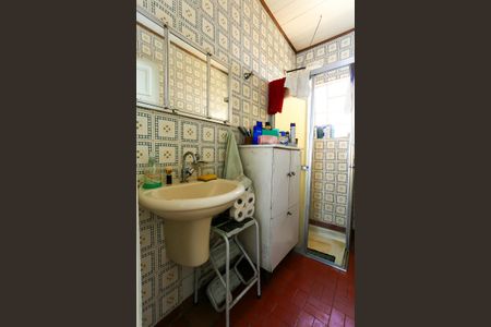 Casa para alugar com 176m², 2 quartos e 2 vagas Casa para alugar com 176m², 2 quartos e 2 vagasBanheiro