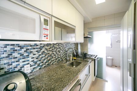 Apartamento para alugar com 100m², 2 quartos e 2 vagas Apartamento para alugar com 100m², 2 quartos e 2 vagasCozinha