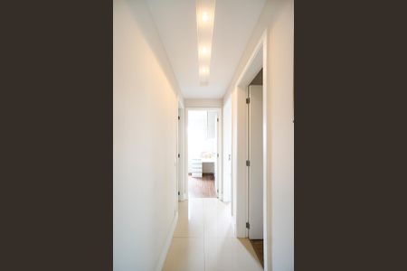 Apartamento para alugar com 100m², 2 quartos e 2 vagas Apartamento para alugar com 100m², 2 quartos e 2 vagasCorredor dos quartos