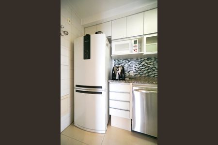 Apartamento para alugar com 100m², 2 quartos e 2 vagas Apartamento para alugar com 100m², 2 quartos e 2 vagasCozinha