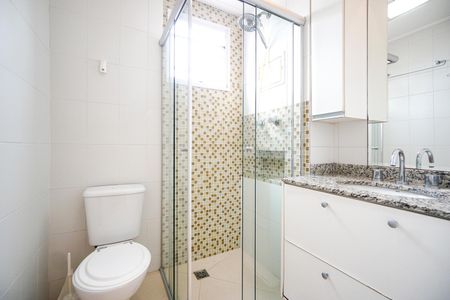 Apartamento para alugar com 100m², 2 quartos e 2 vagas Apartamento para alugar com 100m², 2 quartos e 2 vagasBanheiro da suíte