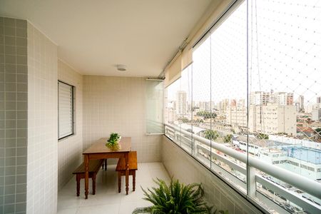 Apartamento para alugar com 100m², 2 quartos e 2 vagas Apartamento para alugar com 100m², 2 quartos e 2 vagasVaranda