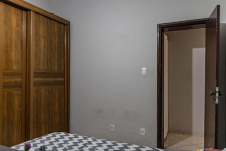 Casa à venda com 365m², 3 quartos e 6 vagas Casa à venda com 365m², 3 quartos e 6 vagasQuarto