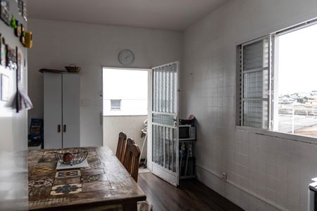 Casa à venda com 365m², 3 quartos e 6 vagas Casa à venda com 365m², 3 quartos e 6 vagasCozinha