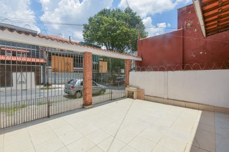Casa para alugar com 240m², 2 quartos e 2 vagas