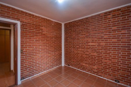 Casa para alugar com 240m², 2 quartos e 2 vagas