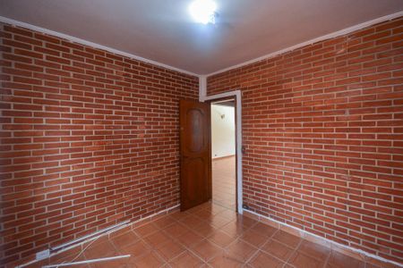 Casa para alugar com 240m², 2 quartos e 2 vagas