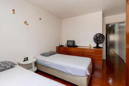 Casa à venda com 100m², 3 quartos e 2 vagasQuarto 1