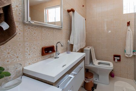 Casa à venda com 100m², 3 quartos e 2 vagasBanheiro