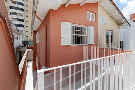 Casa à venda com 100m², 3 quartos e 2 vagasTerraço