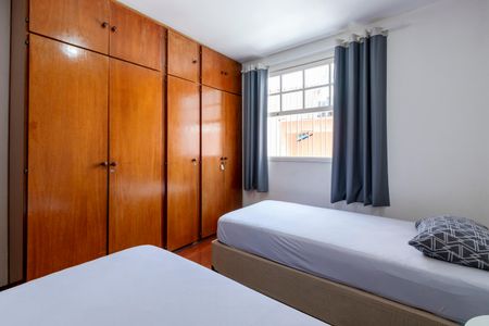 Casa à venda com 100m², 3 quartos e 2 vagasQuarto 1