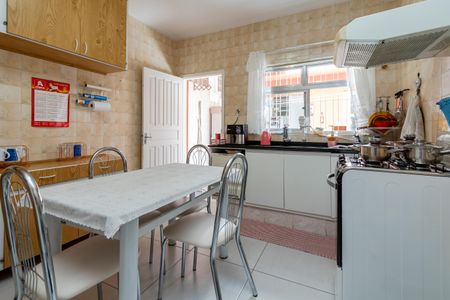 Casa à venda com 100m², 3 quartos e 2 vagasCozinha