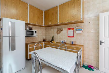 Casa à venda com 100m², 3 quartos e 2 vagasCozinha