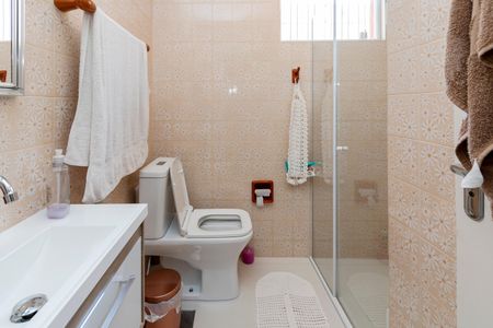 Casa à venda com 100m², 3 quartos e 2 vagasBanheiro