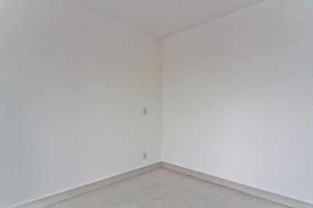 Quarto 1 de apartamento à venda com 2 quartos, 52m² em Vila Mangalot, São Paulo