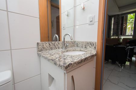 Apartamento para alugar com 44m², 2 quartos e 1 vaga Apartamento para alugar com 44m², 2 quartos e 1 vagaBanheiro