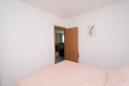 Quarto 2 de apartamento para alugar com 2 quartos, 44m² em Chácara Cotia, Contagem