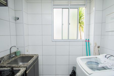 Apartamento para alugar com 44m², 2 quartos e 1 vaga Apartamento para alugar com 44m², 2 quartos e 1 vagaCozinha e Área de Serviço