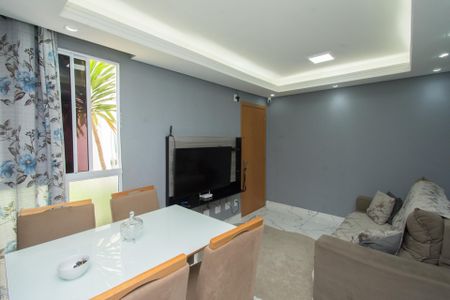 Sala de apartamento para alugar com 2 quartos, 44m² em Chácara Cotia, Contagem