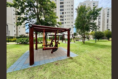 Apartamento para alugar com 119m², 4 quartos e 2 vagasÁrea comum - Playground