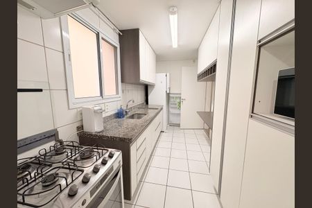 Apartamento para alugar com 119m², 4 quartos e 2 vagasCozinha
