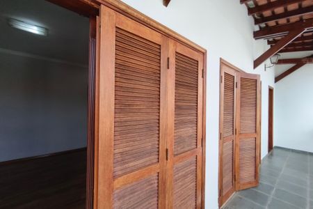 Varanda Suíte de casa à venda com 4 quartos, 300m² em Jardim Guarani, Campinas