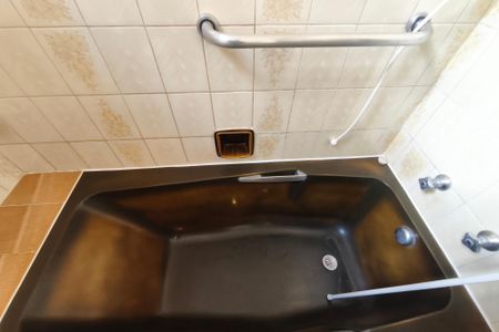 Casa à venda com 300m², 4 quartos e 5 vagas Casa à venda com 300m², 4 quartos e 5 vagasBanheiro Social