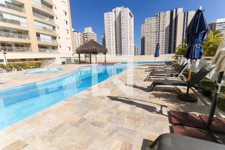 Apartamento à venda com 125m², 3 quartos e 2 vagasÁrea comum - Piscina
