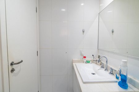 Apartamento à venda com 125m², 3 quartos e 2 vagasBanheiro da Suíte 2