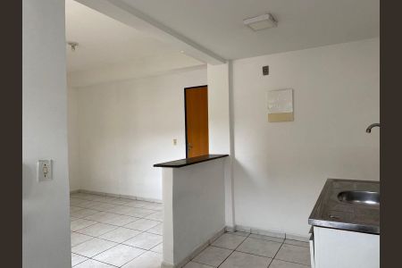 Cozinha de apartamento para alugar com 2 quartos, 60m² em Santa Catarina, São Gonçalo