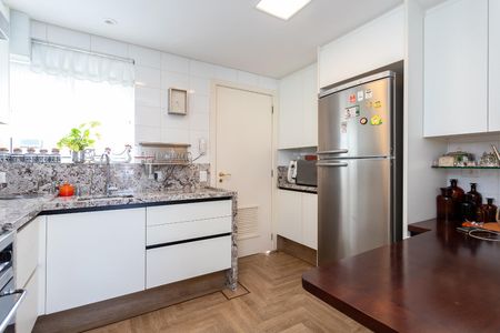 Apartamento para alugar com 144m², 3 quartos e 2 vagas