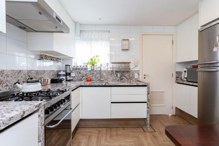 Apartamento para alugar com 144m², 3 quartos e 2 vagas