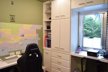 Apartamento à venda com 80m², 2 quartos e 1 vagaQuarto