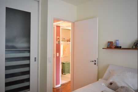 Apartamento à venda com 80m², 2 quartos e 1 vagaSuíte