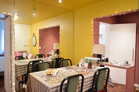 Sala de apartamento à venda com 2 quartos, 80m² em Vila Madalena, São Paulo