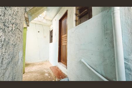 Casa para alugar com 39m², 1 quarto e sem vagaEntrada