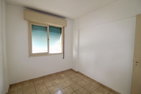 Quarto 1 de apartamento para alugar com 2 quartos, 75m² em Vila Pirajussara, São Paulo