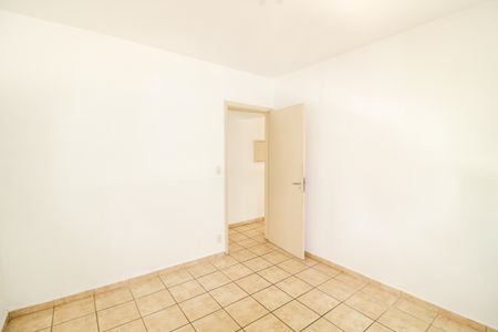 Quarto 2 de apartamento para alugar com 2 quartos, 75m² em Vila Pirajussara, São Paulo